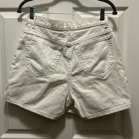 Vintage Lee High Waisted Shorts - Picture 2 of 3